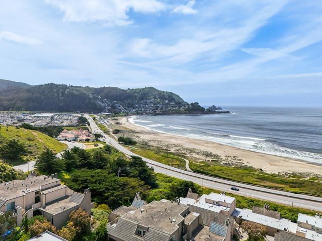 415 Roberts Road, Pacifica CA: https://media.crmls.org/mediaz/c69bd73c-05e5-4591-8634-d6fda603febe.jpg