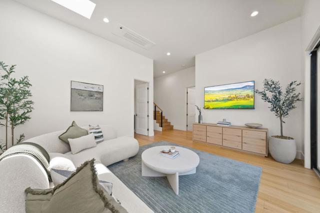1025 Walnut Street, San Carlos CA: https://media.crmls.org/mediaz/c69bf307-7a68-4084-8437-fb6ab55ce6df.jpg