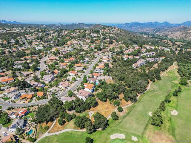 15549 Vista Vicente Dr, Ramona CA: https://media.crmls.org/mediaz/c69c325c-2cb7-4009-bb64-6e6fe1d93883.jpg