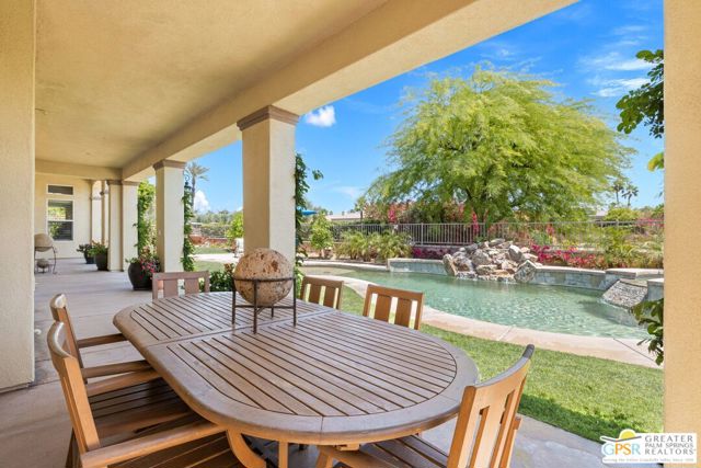 1 Toscana Way, Rancho Mirage CA: https://media.crmls.org/mediaz/c69c6e96-8f08-4d1a-a468-d8ed780dcc36.jpg