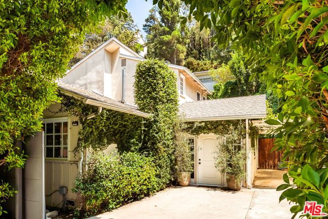 2204 Stanley Hills Drive, Los Angeles CA: https://media.crmls.org/mediaz/c69c787d-0056-4959-836e-1c3056d9e421.jpg