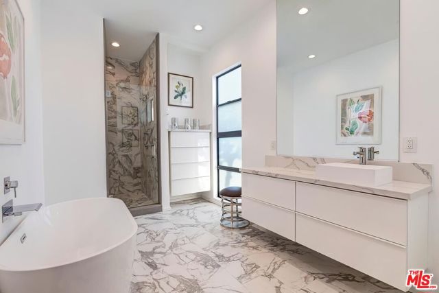 Drew Fenton | 920 Linda Flora Drive Los Angeles CA | MLS: 7630035