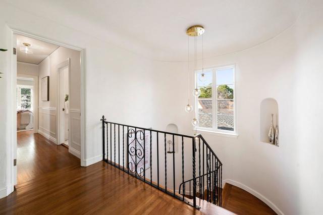 526 W Poplar Avenue, San Mateo CA: https://media.crmls.org/mediaz/c69d9c58-4f9c-43e7-a069-9526c55ccdd5.jpg