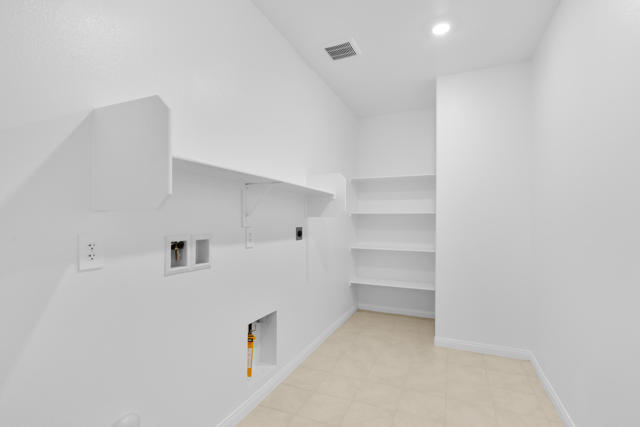 Image 7 of 22 For 79131 Sangria Court