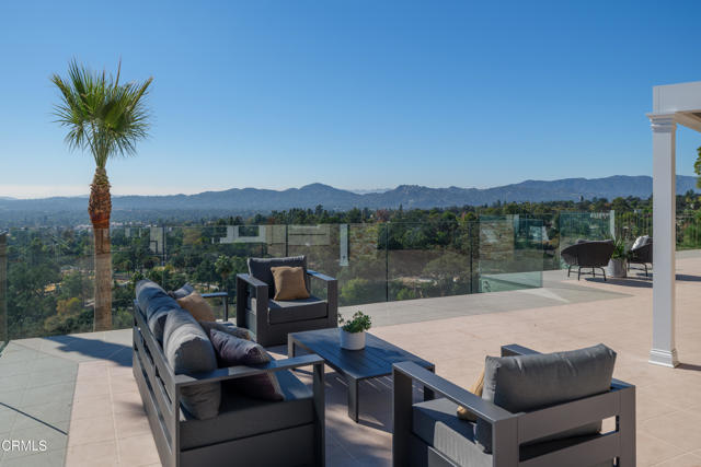 Detail Gallery Image 27 of 70 For 2954 Zane Grey Ter, Altadena,  CA 91001 - 5 Beds | 5/1 Baths