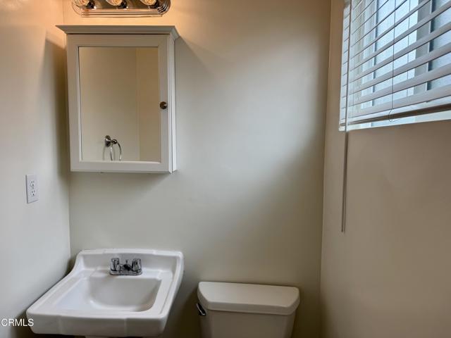 829 W Olive Avenue, Monrovia CA: https://media.crmls.org/mediaz/c6a19321-7933-4280-b31c-e8aa789e351c.jpg