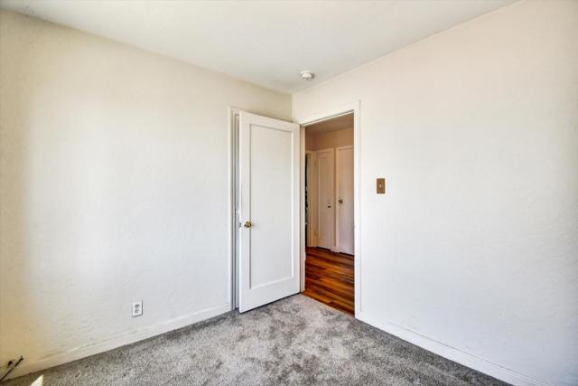 331 Manor Drive, Pacifica CA: https://media.crmls.org/mediaz/c6a219c1-72ab-4de6-9e8c-36a86ef12b41.jpg