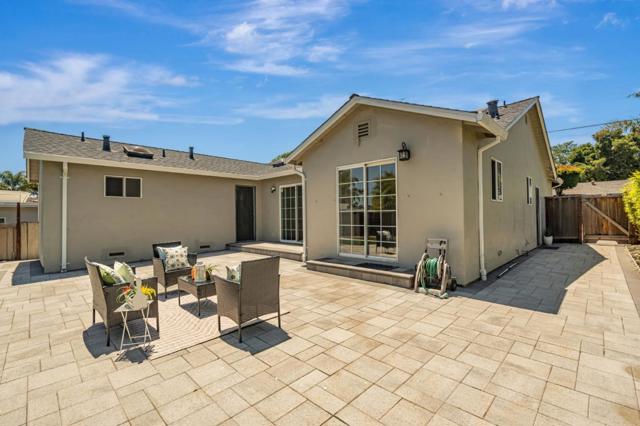 2284 Dumbarton Avenue, East Palo Alto CA: https://media.crmls.org/mediaz/c6a49b70-7bb5-4e28-b4de-9df7dba1a7ab.jpg
