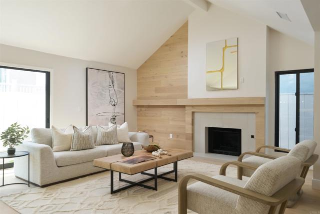 Detail Gallery Image 3 of 47 For 2465 Garfield St, Carlsbad,  CA 92008 - 4 Beds | 4/2 Baths