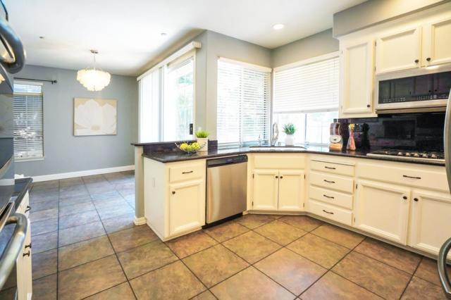 3287 Edinburgh Drive, Livermore CA: https://media.crmls.org/mediaz/c6a827dd-4459-40b8-bc64-f8b8b430e66d.jpg