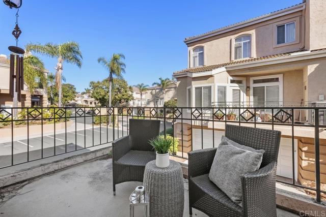 Detail Gallery Image 30 of 42 For 7122 Calabria Ct #E,  San Diego,  CA 92122 - 3 Beds | 2/1 Baths