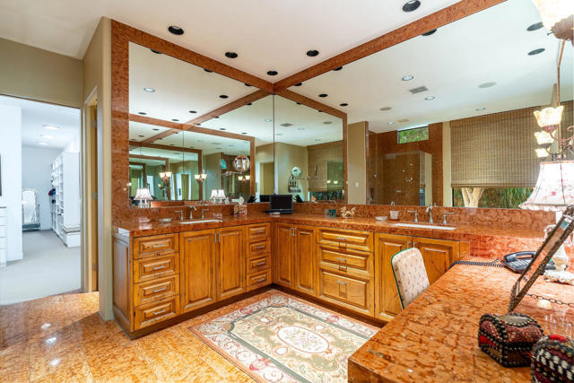 37551 Thompson Road, Rancho Mirage CA: https://media.crmls.org/mediaz/c6a93b30-076e-49d5-941a-e34f75a8ae49.jpg