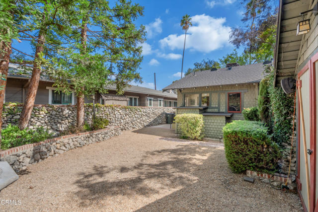 Detail Gallery Image 27 of 54 For 845 847 S Los Robles Ave, Pasadena,  CA 91106 - 4 Beds | 3 Baths