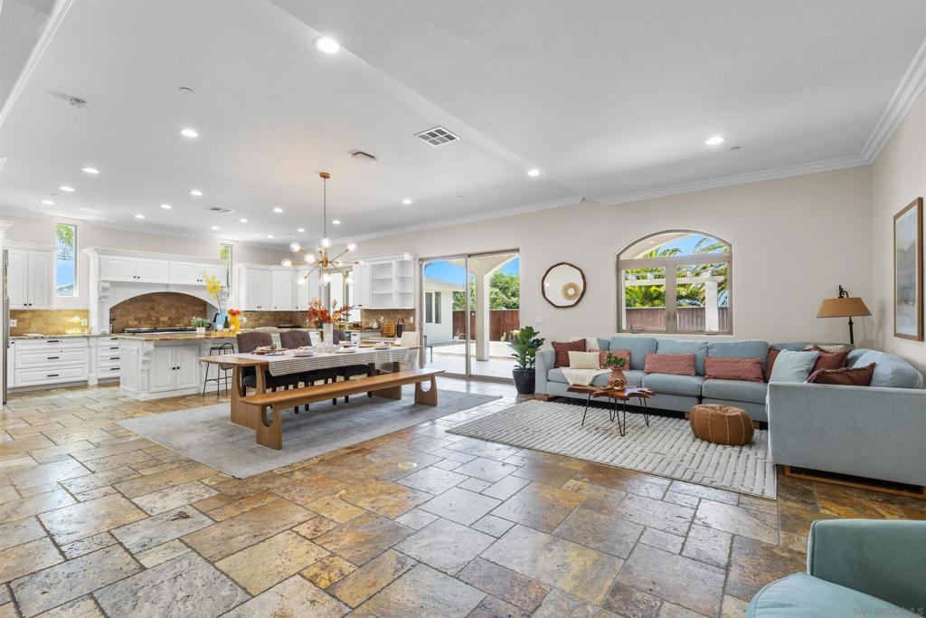 1280 Santa Fe Dr - photo 2