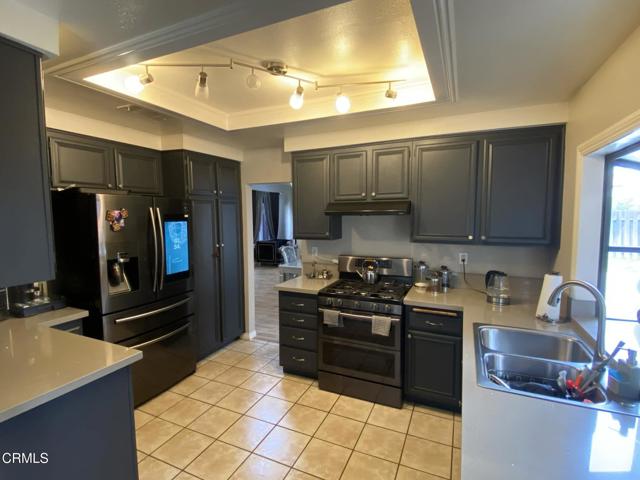 Detail Gallery Image 14 of 43 For 332 Morningside Ter, Palmdale,  CA 93551 - 5 Beds | 2/1 Baths