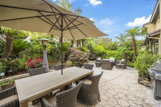 6467 Alexandri Cir, Carlsbad CA: https://media.crmls.org/mediaz/c6abd6ab-fe2d-4335-a622-a9e888413f93.jpg