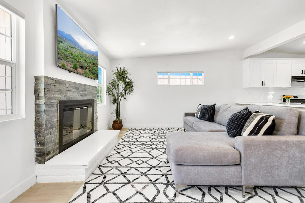 MLS #219123414DA img 5