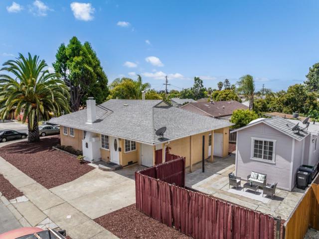 27239 Dunbar Place, Hayward CA: https://media.crmls.org/mediaz/c6ac045d-0aa7-4f2f-a4d9-dc8cefec8a06.jpg