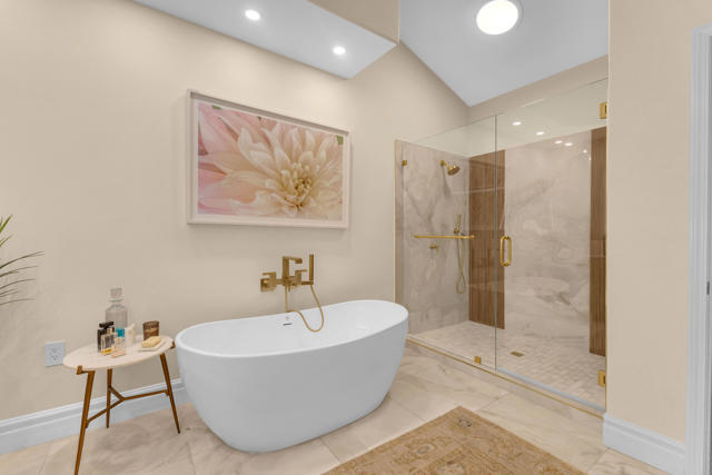 207 Bouquet Canyon Drive, Palm Desert, CA 92211