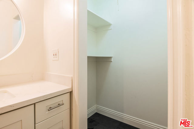 445 S Mansfield Avenue, Los Angeles CA: https://media.crmls.org/mediaz/c6ac6de5-f6bb-4e59-ac7e-4760fdf20dc1.jpg
