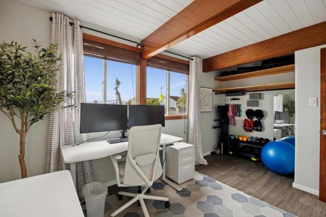 990 Avenue Alhambra, Half Moon Bay CA: https://media.crmls.org/mediaz/c6ad5218-1653-4dc3-9e18-04bb9be26300.jpg