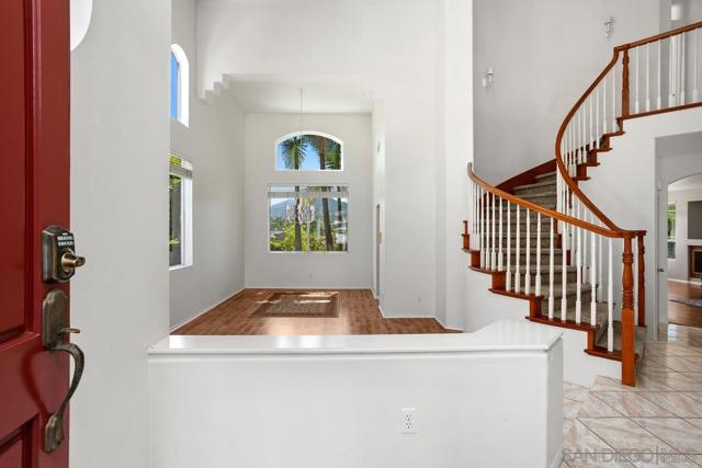 757 Marigold Way, San Marcos CA: https://media.crmls.org/mediaz/c6ada3a8-ad51-4796-8074-7c8465518dc6.jpg