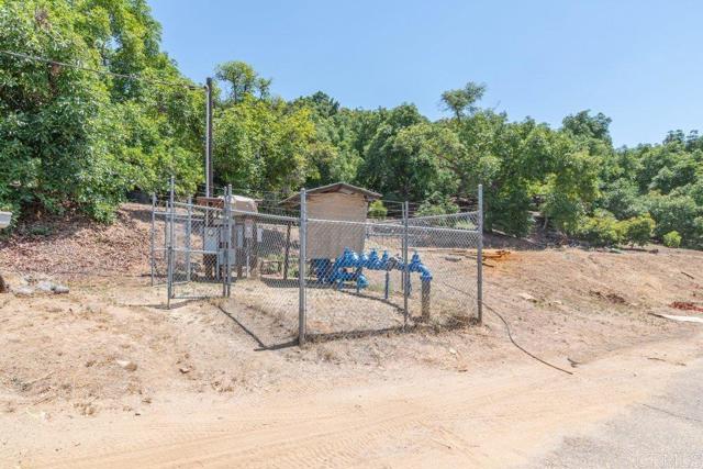 Image 20 of 75 For 3137 Valley Parkway