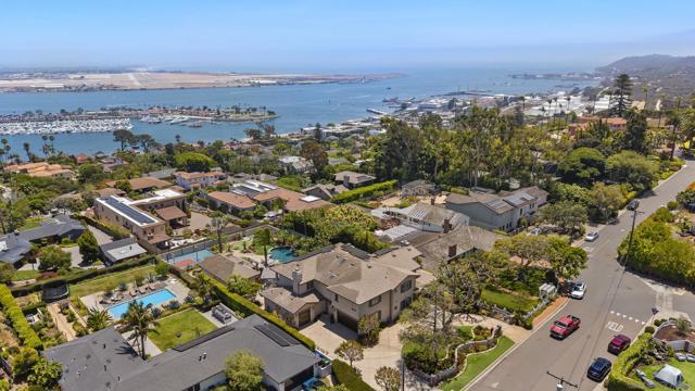 617 Gage Drive, San Diego CA: https://media.crmls.org/mediaz/c6af4977-3154-4b2a-847e-d06d0635200f.jpg