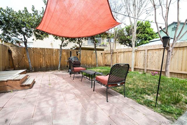 4445 50th St, San Diego CA: https://media.crmls.org/mediaz/c6afd6f2-4461-4906-ad5f-1250fe87e8ec.jpg