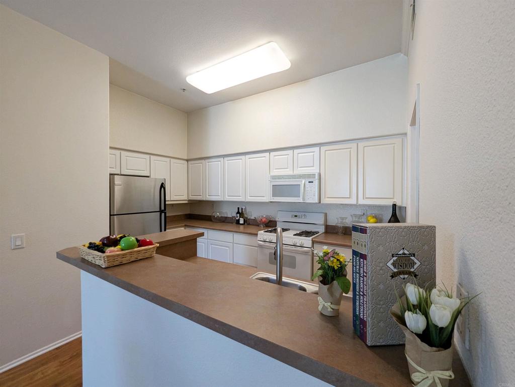 12360 Carmel Country Road - photo 10