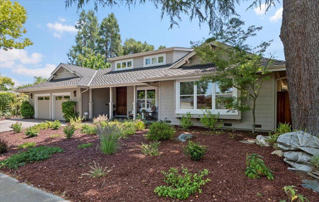 838 Cherrystone Drive, Los Gatos CA: https://media.crmls.org/mediaz/c6b07207-4de2-4759-a7fd-3a579367911c.jpg