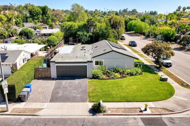Detail Gallery Image 1 of 52 For 1807 Calle Sinaloa, Vista,  CA 92084 - 4 Beds | 2 Baths
