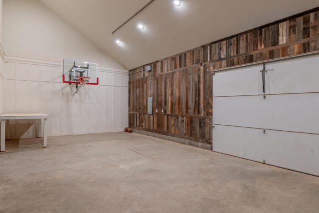 10265 Calle De Robles, Carmel Valley CA: https://media.crmls.org/mediaz/c6b1a4d1-faf0-4b8f-9c6f-18c516bb7512.jpg