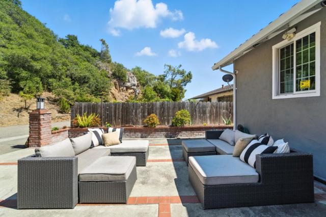 8730 Burr Street, Oakland CA: https://media.crmls.org/mediaz/c6b2778a-5239-4e7f-a9b7-5ce887a9e650.jpg