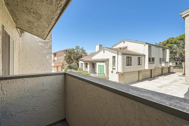 Detail Gallery Image 26 of 28 For 3253 Caminito Eastbluff #28,  La Jolla,  CA 92037 - 3 Beds | 2/1 Baths