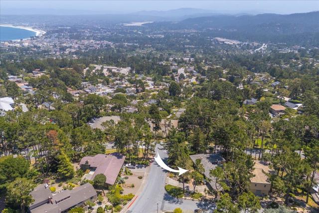 1 Windsor Rise, Monterey CA: https://media.crmls.org/mediaz/c6b4acc5-b868-4aad-bc3e-196fce2a7a8b.jpg