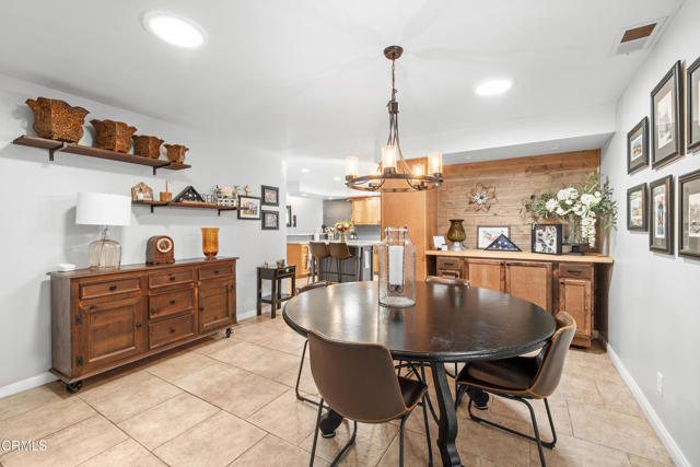 Detail Gallery Image 8 of 28 For 1420 Joliet Pl, Oxnard,  CA 93030 - 4 Beds | 2 Baths