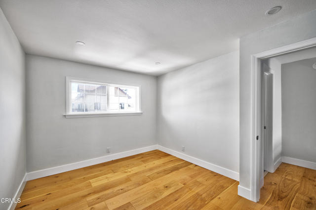 Detail Gallery Image 7 of 11 For 400 Arcade Dr, Ventura,  CA 93003 - 2 Beds | 1/1 Baths