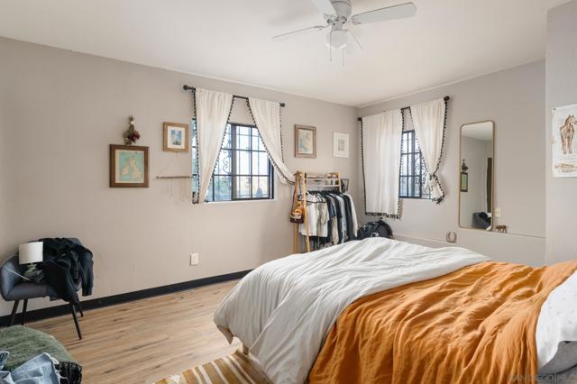 5615 Via Montellano, Bonsall CA: https://media.crmls.org/mediaz/c6b65970-0fb0-4076-91ab-38b946cf7d34.jpg