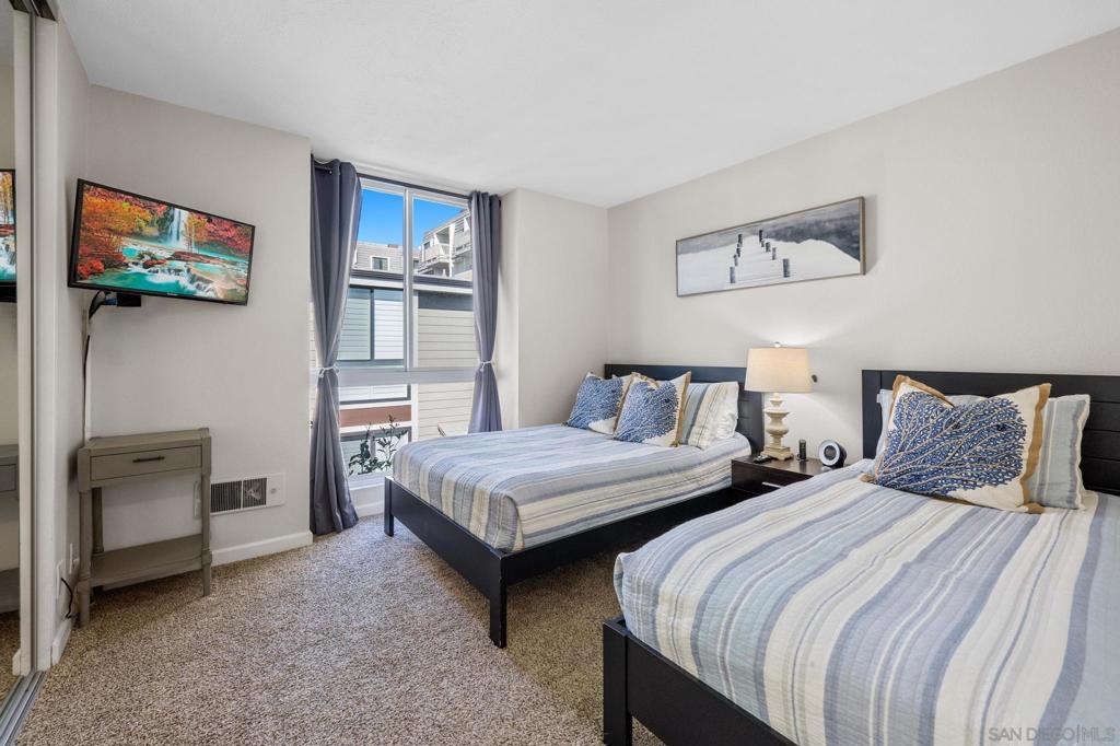 999 Pacific St - photo 11