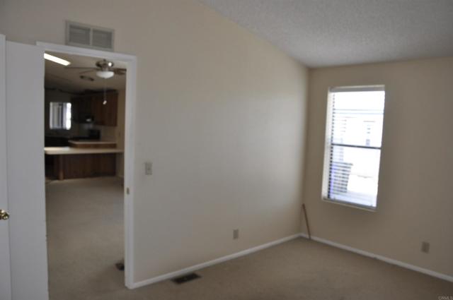 635 Via Costa Rica, Vista CA: https://media.crmls.org/mediaz/c6b787d0-76eb-4e1d-812c-6b8d33334612.jpg