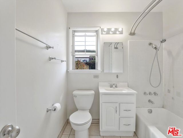 3645 Beethoven Street, Los Angeles CA: https://media.crmls.org/mediaz/c6b82081-4e80-49ae-abc1-d1bfd897db2f.jpg