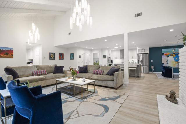 311 w W Summer Street, Ojai CA: https://media.crmls.org/mediaz/c6b853fd-90f0-47ab-9c26-80994fed551f.jpg