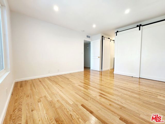 2209 Summertime Lane, 209 photo 6
