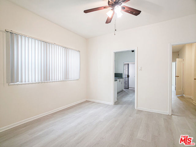 336 S Wilton Place, Los Angeles CA: https://media.crmls.org/mediaz/c6ba54a5-0d89-4abe-8e6a-24a0d9da5d48.jpg