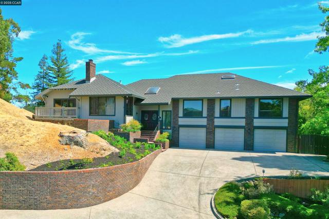 36 Candlewood Place, Walnut Creek CA: https://media.crmls.org/mediaz/c6bb57c8-f101-4cf8-b9ed-5988cbafa5e9.jpg