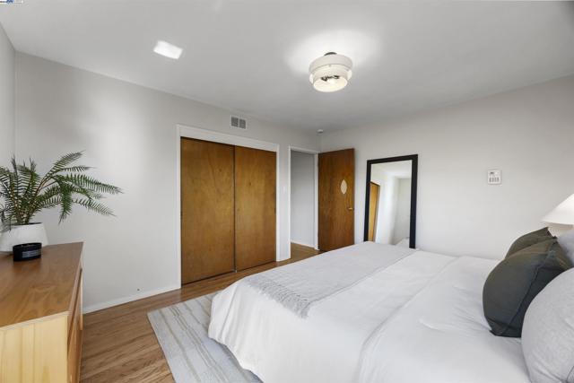 1748 Wesley Ave, El Cerrito CA: https://media.crmls.org/mediaz/c6bbdf19-13e6-4f36-954e-044cd33432da.jpg