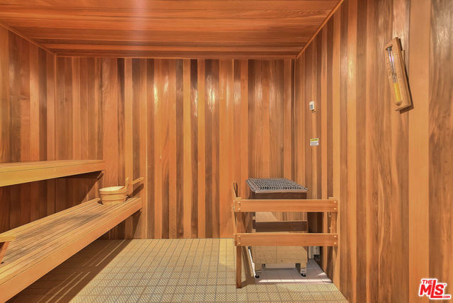 9255 Doheny Road, West Hollywood CA: https://media.crmls.org/mediaz/c6bc001c-83b5-4c8f-8372-8df32c9a716f.jpg