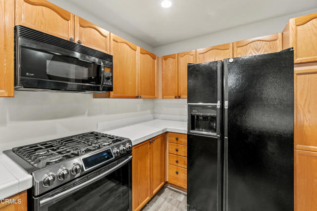 Detail Gallery Image 19 of 45 For 1209 Nautical Way, Oxnard,  CA 93030 - 3 Beds | 2/1 Baths