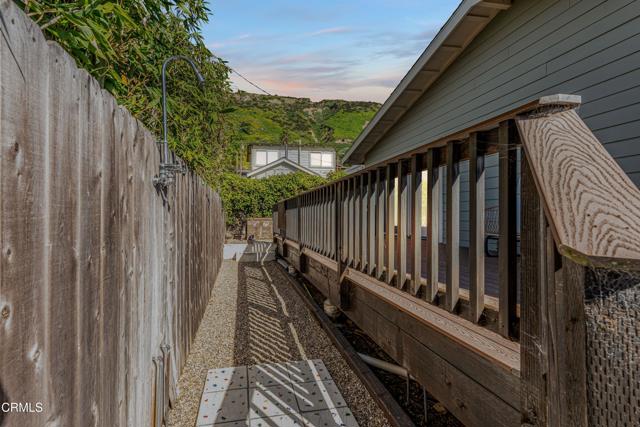 Detail Gallery Image 30 of 47 For 7035 Oxnard Ave, Ventura,  CA 93001 - 2 Beds | 2 Baths